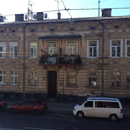 Hotel Travel Lviv Exteriör bild
